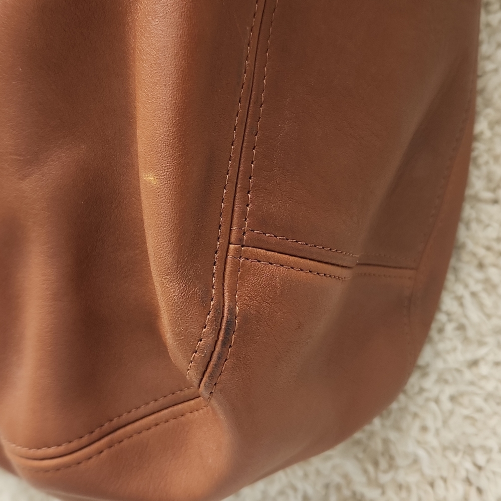 Coach shoulder bag - Picture 3 of 10